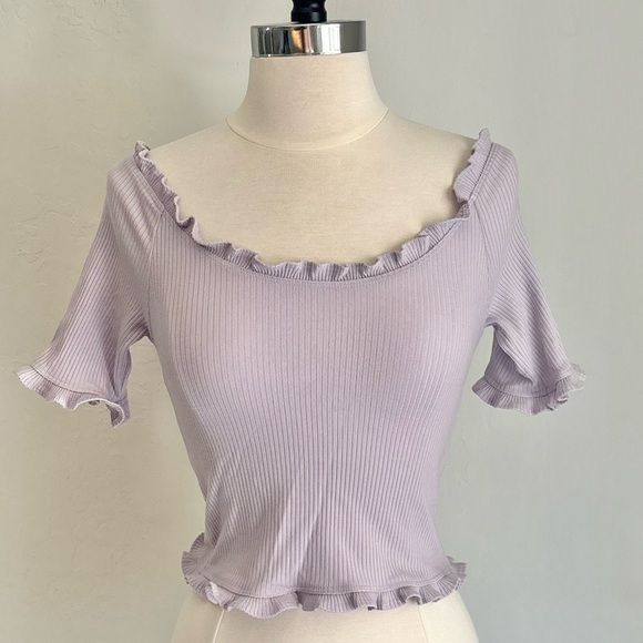 Reformation Tops - Reformation Lilac Ribbed Off Shoulder Cropped
Tee, Small